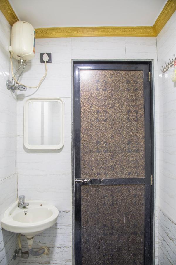 Relax Guest House Mumbai Luaran gambar
