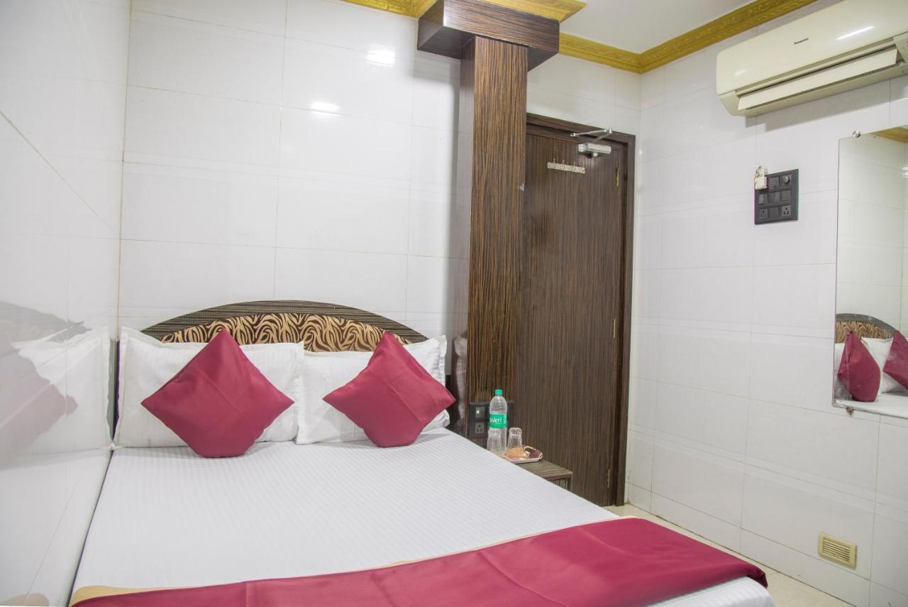 Relax Guest House Mumbai Luaran gambar
