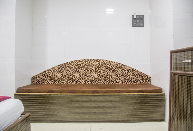 Relax Guest House Mumbai Luaran gambar